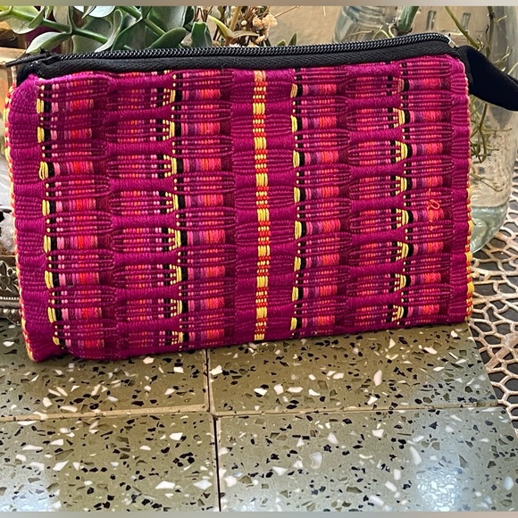 NWOT coin purse pink/yellow - Picture 5 of 6